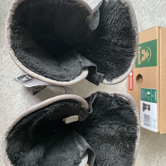 Kamik winter boots toddler size 8 - Picture 4 of 5